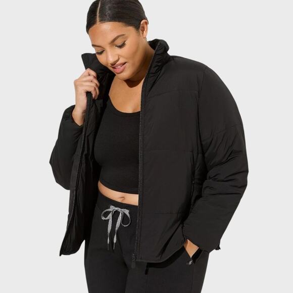 TORRID Matte Stretch Nylon Light-Weight Puffer Active Jacket - Picture 1 of 13